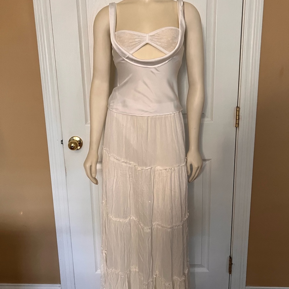 Lioness white Draped Cowl Front Tank Top - Picture 12 of 16